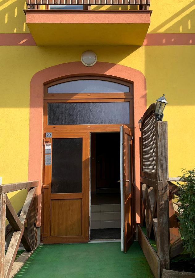 2-Izbovy Apartman Mlynica S Balkonom Экстерьер фото
